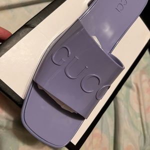 GUCCI RUBBER SLIDE SANDAL size 9